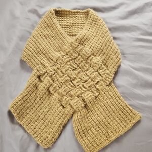 Elegant Knit Women's Scarf in Tan